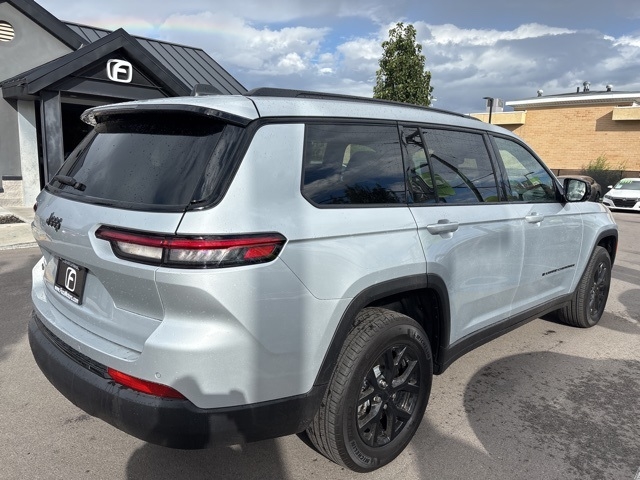 Jeep Grand Cherokee L  2024 Jeep Grand Cherokee L  2024