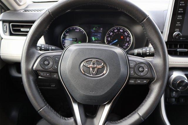 Toyota RAV4  2021