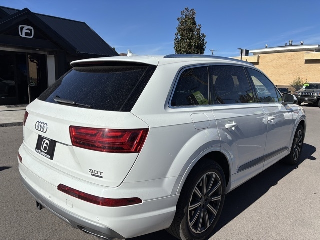 Audi Q7  2017 Audi Q7  2017
