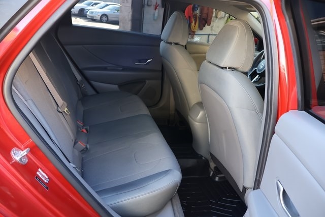 Hyundai Elantra  2021 Hyundai Elantra  2021