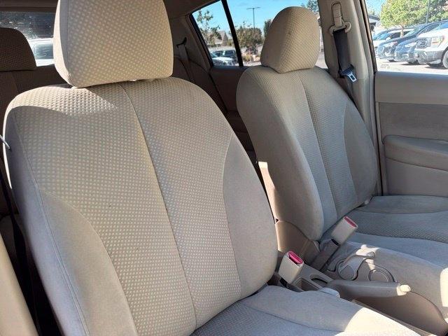 Nissan Versa  2011