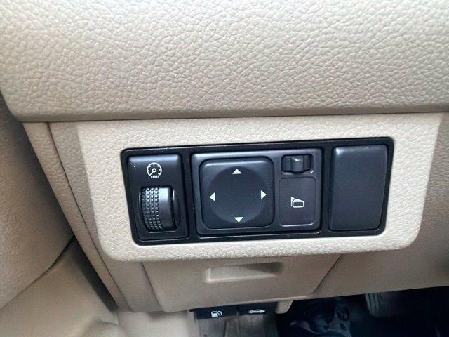 Nissan Versa  2011