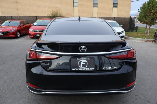 Lexus ES  2024