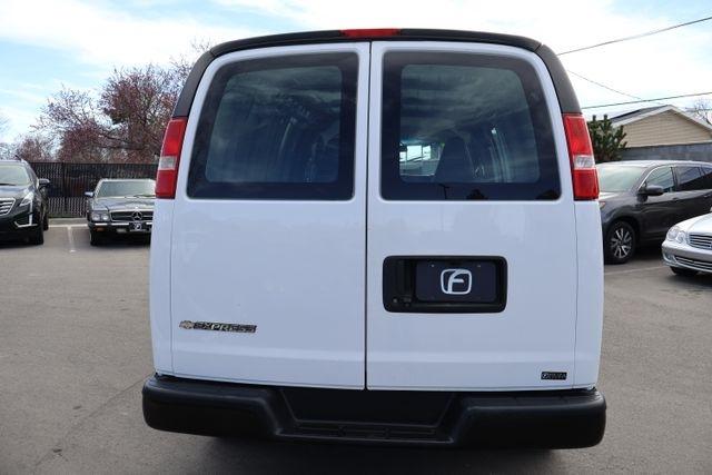 Chevrolet Express Cargo Van  2018