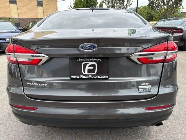 2019 Ford Fusion SE - Photo 11