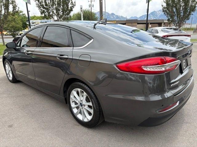 2019 Ford Fusion SE - Photo 12