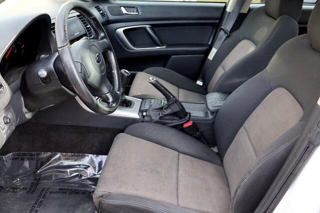 Subaru Legacy Wagon (Natl)  2005