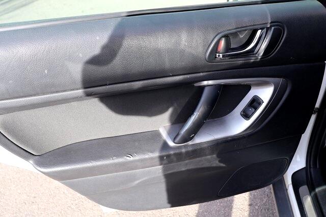 Subaru Legacy Wagon (Natl)  2005