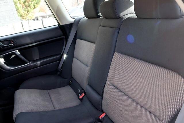 Subaru Legacy Wagon (Natl)  2005