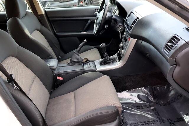 Subaru Legacy Wagon (Natl)  2005