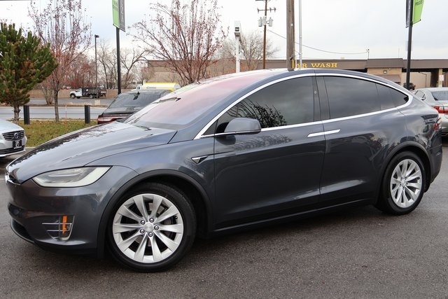 Tesla Model X  2017