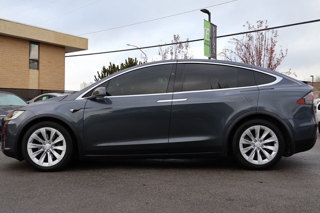 Tesla Model X  2017