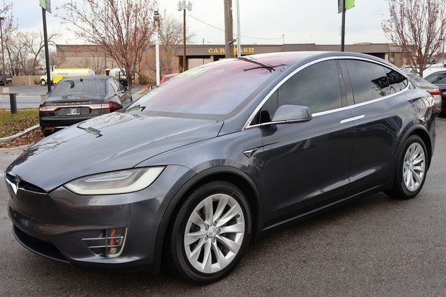 Tesla Model X  2017