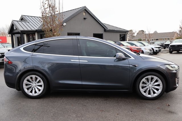 Tesla Model X  2017