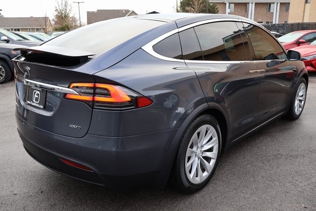 Tesla Model X  2017