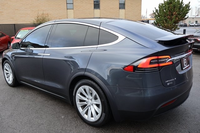 Tesla Model X  2017
