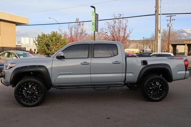 Toyota Tacoma  2018