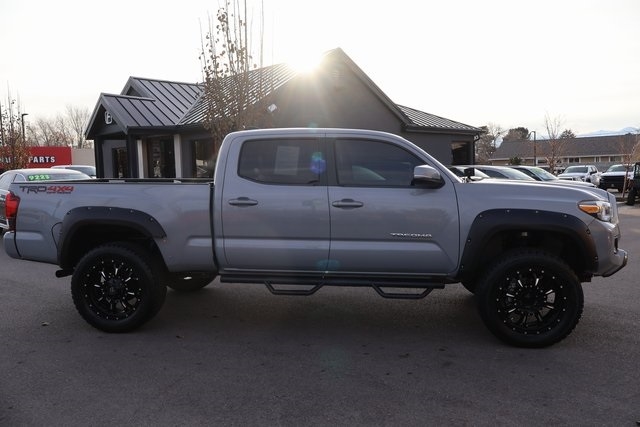 Toyota Tacoma  2018