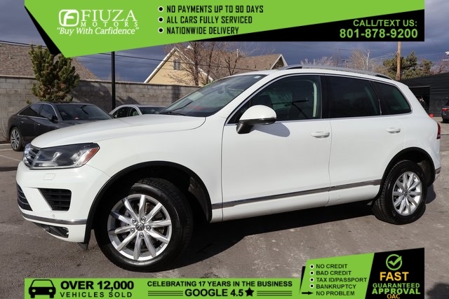 2016 Volkswagen Touareg's photo