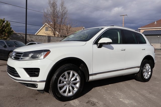 Volkswagen Touareg  2016