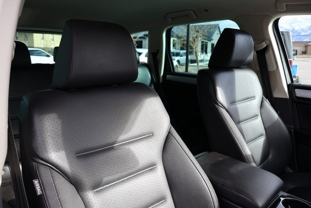 Volkswagen Touareg  2016