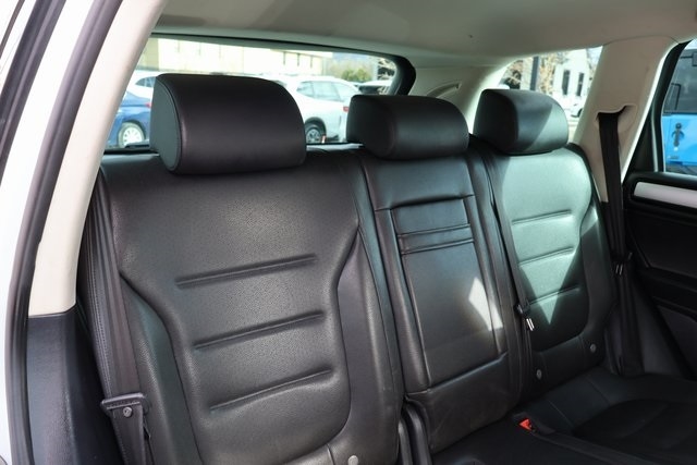 Volkswagen Touareg  2016