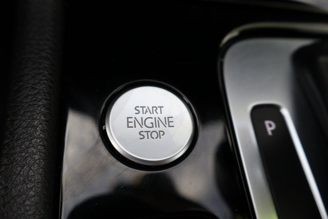 Volkswagen Touareg  2016