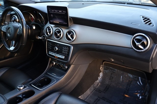 Mercedes-Benz CLA  2019