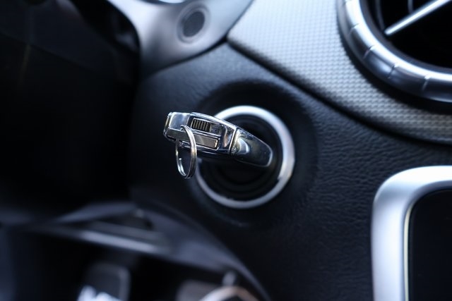 Mercedes-Benz CLA  2019