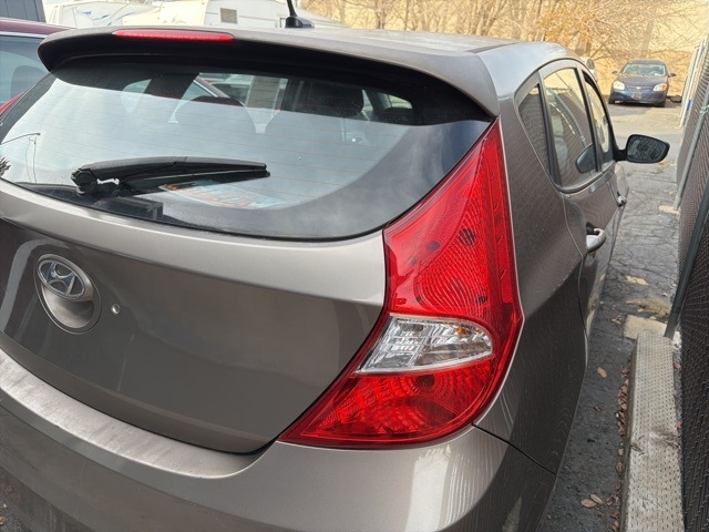 Hyundai Accent  2013