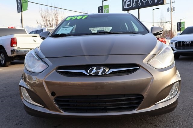 Hyundai Accent  2013