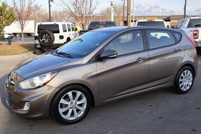 Hyundai Accent  2013