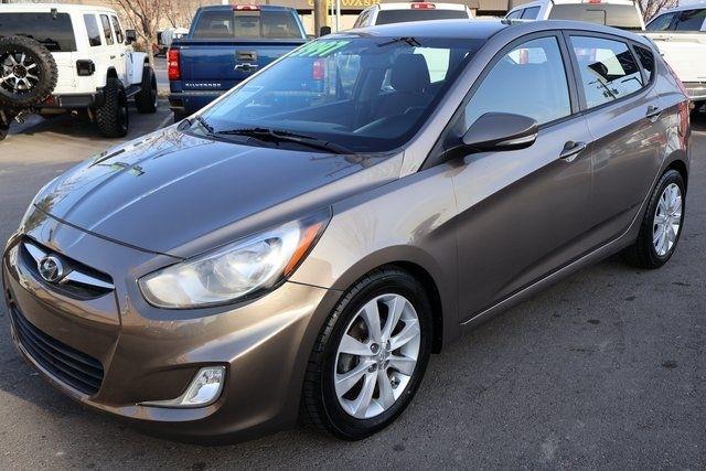 Hyundai Accent  2013