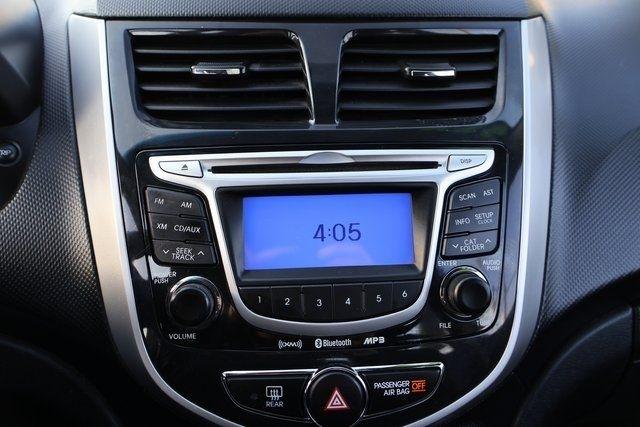 Hyundai Accent  2013