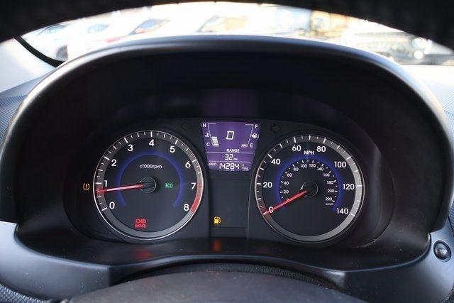 Hyundai Accent  2013