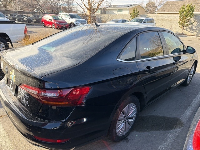 Volkswagen Jetta  2019