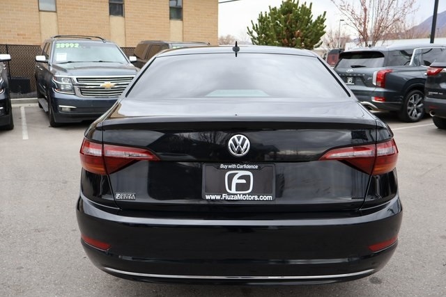 Volkswagen Jetta  2019