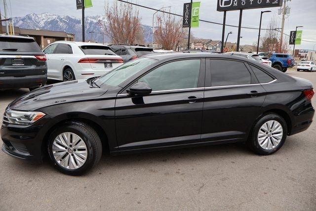 Volkswagen Jetta  2019