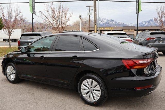 Volkswagen Jetta  2019