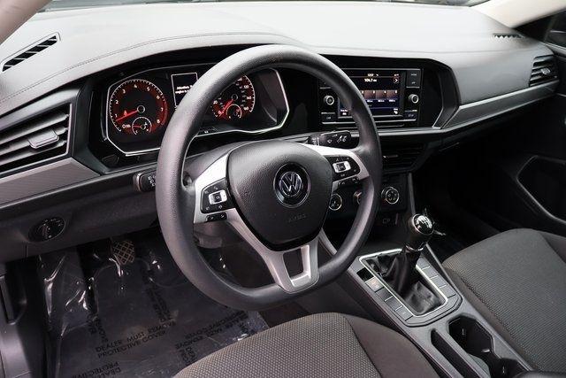 Volkswagen Jetta  2019