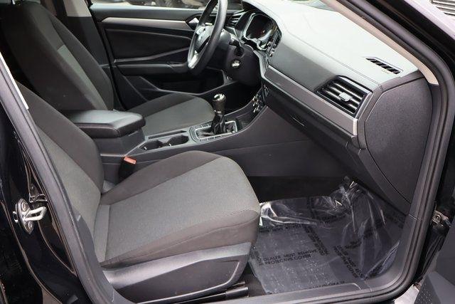 Volkswagen Jetta  2019