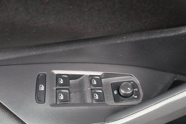 Volkswagen Jetta  2019