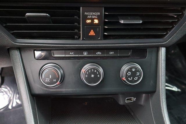 Volkswagen Jetta  2019