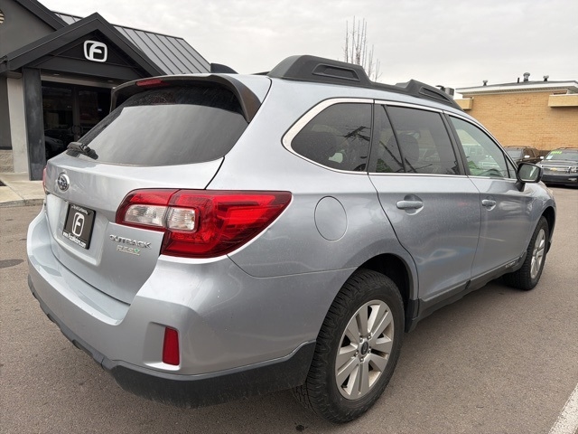Subaru Outback  2016