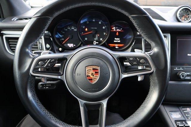 Porsche Macan  2018
