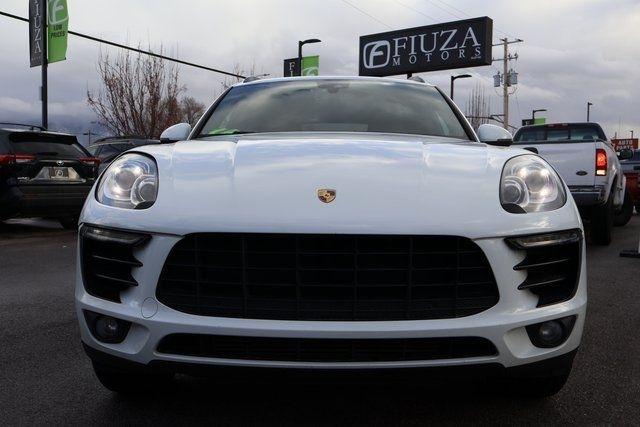 Porsche Macan  2018