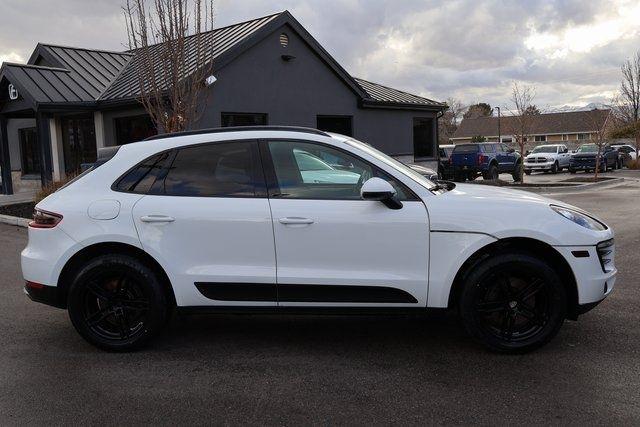 Porsche Macan  2018