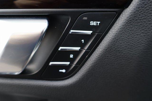 Porsche Macan  2018