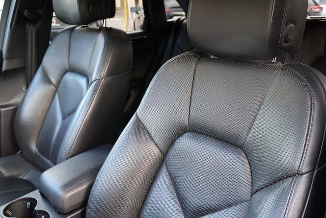 Porsche Macan  2018