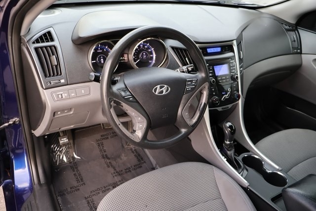 Hyundai Sonata  2011
